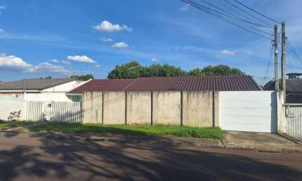 Terreno com duas casa não averbadas - R$ 430.000 - Pinheirinho - Curitiba/PR