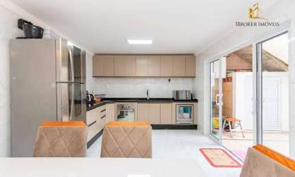 Sobrado excelente com 2 quartos à venda, 130 m² por R$ 360.000 - Estados - Fazenda Rio Grande/PR