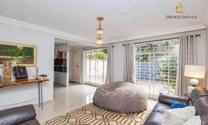Sobrado com 3 quartos à venda, 166 m² por R$ 699.000 - Ahú - Curitiba/PR