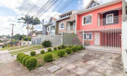 Sobrado com 3 dormitórios à venda, 146 m² por R$ 680.000,00 - Xaxim - Curitiba/PR