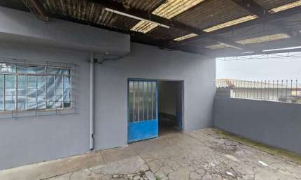 Casa Comercial com 8 ambientes para alugar, 114 m² - Xaxim - Curitiba/PR