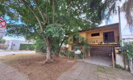 Casa com 5 dormitórios à venda, 185 m² por R$ 870.000,00 - Fazendinha - Curitiba/PR