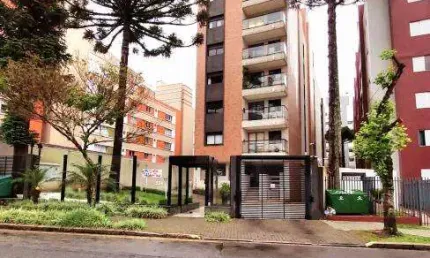 Studio mobiliado no alto da glória , condomínio com áreas de lazer