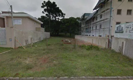Terreno em ótima localização com 442,50 m  e testada de 15m, para você construir o seu sonho de moradia, pano, limpo, sem árvores, todo murado, rodeado de lindas residencias de alto padrão, proximo a 