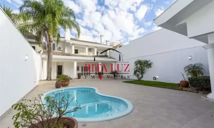 Casa com 4 quartos à venda na Rua Irlanda, 90, Moinhos De Vento, Canoas por R$ 2.750.000