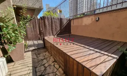 Apartamento com 3 quartos à venda na Rua Germano Petersen Júnior, 490, Auxiliadora, Porto Alegre por R$ 950.000