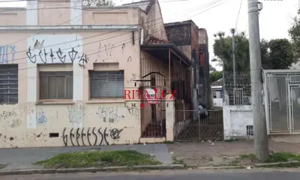 Casa em condomínio fechado com 4 quartos à venda na Avenida Professor Oscar Pereira, 2472, Glória, Porto Alegre por R$ 280.000