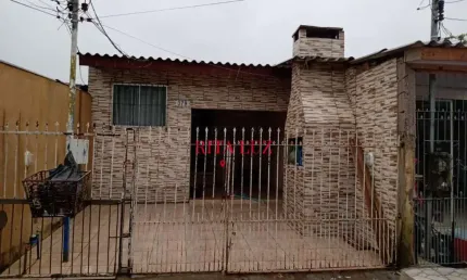 Casa com 2 quartos à venda na Rua Germano Bonow Filho, 379, Hípica, Porto Alegre por R$ 250.000