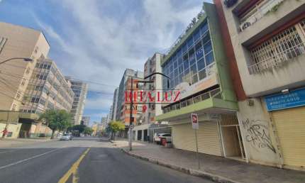 Sala comercial à venda na Avenida Independência, 706, Independência, Porto Alegre por R$ 150.000