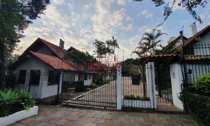 Casa em condomínio fechado com 4 quartos à venda na Rua Dea Coufal, 1410, Ipanema, Porto Alegre por R$ 830.000