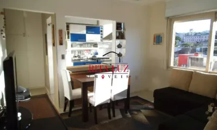 Apartamento com 1 quarto à venda na Rua Professor Carvalho Freitas, 554, Teresópolis, Porto Alegre por R$ 220.000
