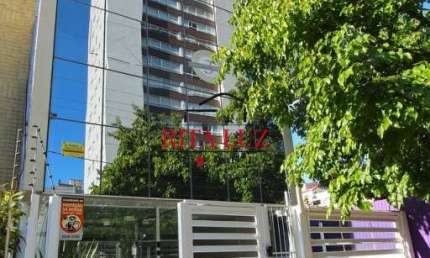 Sala comercial com 1 sala à venda na Avenida Alegrete, 422, Petrópolis, Porto Alegre por R$ 138.000