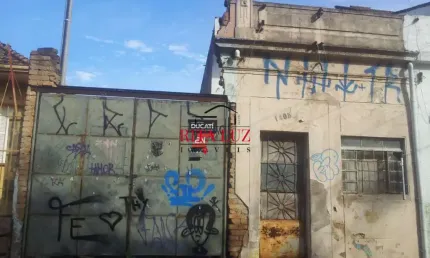 Terreno à venda na Rua Marcílio Dias, 1405, Menino Deus, Porto Alegre por R$ 200.000