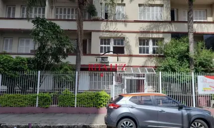 Apartamento com 3 quartos à venda na Rua Augusto Pestana, 211, Santana, Porto Alegre por R$ 430.000