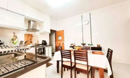 Vende se Casa Térrea Pq. Residencial Jundiaí  2 Suítes , 2 Vagas, aceita financiamento !