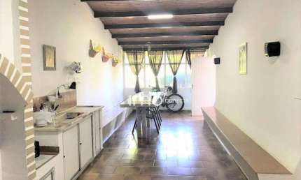 Venda Casa ao lado Clube Uirapurú, Jundiaí - SP  3 quartos (1 suíte ) 2 banheiros, lavabo, cozinha integrada,  Financia !   281 A.C   1.264m² A.T