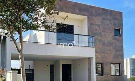 Vende se Casa Cond. Terras de Genova - Engordadouro - Jundiaí SP 3 Quartos , Cozinha integrada à sala de Jantar, quintal com 80m² , 2 salas, nova !