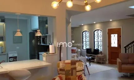 Vende se Bela e Aconchegante Casa no Jardim Primavera - Jundiaí  SP  240m² de construção, 3 Quartos sendo 1 Suíte Master, 3 salas, salão , 5 vagas