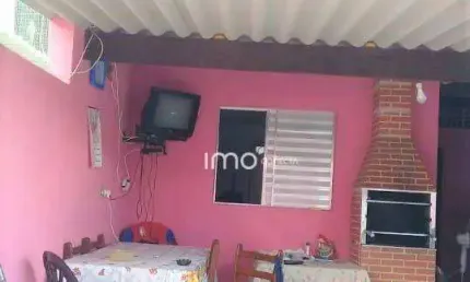 Vende se Casa no Pq. Internacional em Campo Limpo Pta - SP A.T 150m² - A.C 109m² - 3 Quartos sendo 1 Suíte, Edícula e Garagem