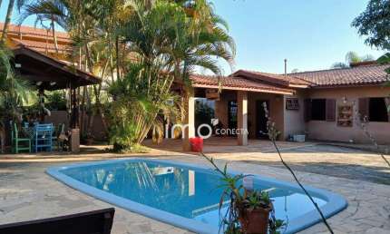 Vende se Chácara no Engordadouro ao lado do Cond Chácara Pai Jacó, 3 quartos, 3 salas, 3 vagas, piscina, avalia permuta até 400.000 em Jundiaí  !