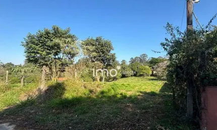 Vende se terreno  de 1.980m² no caxambu no loteamento chac. vendramin,  aceita financiamento  r$ 600.000