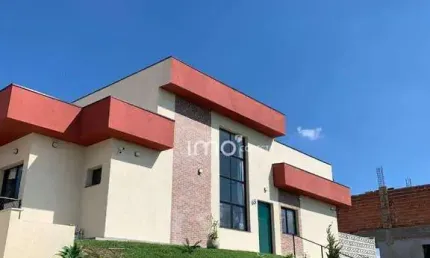 Casa à Venda no Condomínio Montes Claros em Itupeva - 900m² de Terreno - 177m² de Construção  4 Quartos  R$ 1.770.000