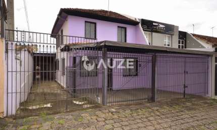 Casa comercial ou residencial  frente para Av. Iguaçu, 352m² de terreno.