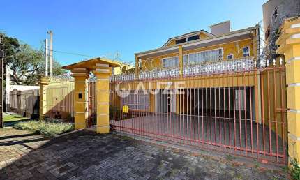Casa alto padrão averbada com 419,26m² em terreno de 660m²