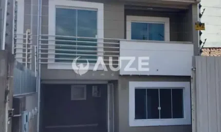 Casa com 3 quartos à venda na Rua Goiânia, 1339, Cajuru, Curitiba