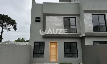 Espaçoso e Ensolarado Triplex com Amplo Terraço e Jardim, 3 quartos sendo 1 suíte