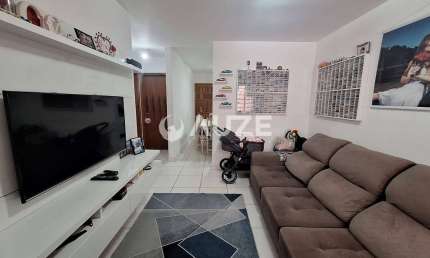 Casa com 2 quartos à venda na Rua Sleiman Fayad, 272, Guatupê, São José dos Pinhais