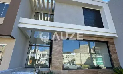 Seu Novo Lar no Villagio de Napoli – Sobrado com Arquitetura Impecável!