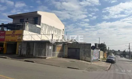 Casa de Esquina à Venda com Terreno de 159 m² – Sítio Cercado, Curitiba/PR