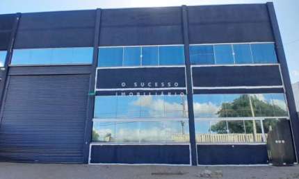 Barracão / Galpão / Depósito para alugar na Avenida Fernando Ferrari, 1280, Vila Regina, Cachoeirinha por R$ 15.000