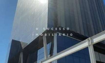 Sala comercial para alugar na Avenida Severo Dullius, 2125, São João, Porto Alegre por R$ 35.000