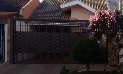 Casa com 2 quartos à venda na Avenida Morangueira, 309, Jardim Universal, Sarandi