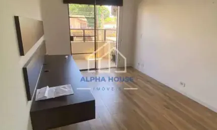 Lindo Apartamento para venda com 03 dormitórios (sendo 01 suíte), elevador privativo, e planejados
