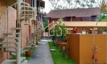 Apartamento à venda, condomínio com piscina, 3 dormitórios, 1 suíte, 600 mts da praia Tabatinga, Ca