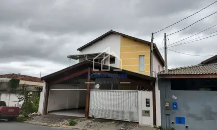 Sobrado para venda e locação, Parque São Benedito, com quatro dormitórios sendo todos com suítes e