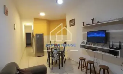 Ótima casa à venda!  02 dormitórios com planejados, garagem e lavanderia coberta, no bairro Vista A