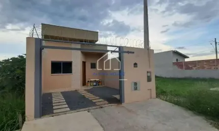 Casa à venda, residencial e comercial portal dos eucaliptos, com dois dormitórios sendo uma suíte,