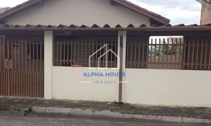 Ótima Casa à venda, com 3 dormitórios sendo uma suíte, garagem coberta para 2 carros Conjunto Resid