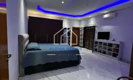 Belíssima Chácara à Venda à 5min do Shopping, no bairro Lago Azul em Pindamonhangaba/ SP!