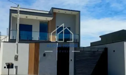 Lindo Sobrado à venda, com Piscina e 3 dormitórios sendo 1 suíte - Loteamento Santa Clara, Pindamon