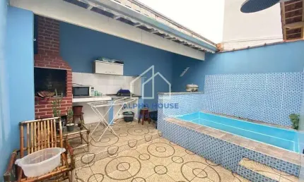 Casa à venda com 02 dormitórios e área Gourmet com piscina no Loteamento Residencial Andrade, em Pi