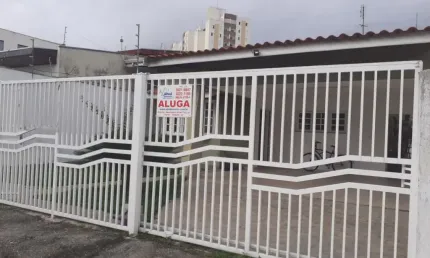 Excelente casa térrea no bairro Jardim das Nações em Taubaté