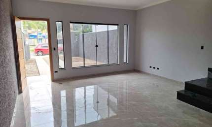 'Seu Novo Lar Espera Por Você: Sobrado Novo no Bairro Pinheirinho em Curitiba, Sofisticação, confor
