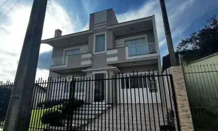 Sobrado dos Sonhos em São Mateus do Sul – Alto Padrão, Conforto, estilo, segurança e localização ex