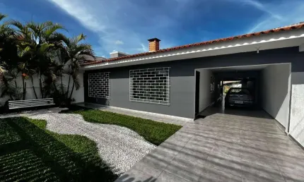 Casa com 3 quartos à venda na Rua Alberto Karas, Fazenda Velha, Araucária