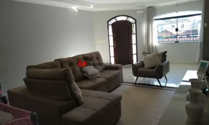 Sobrado à venda 2 Quartos, 1 Suite, 6 Vagas, 345M², Nova Gerty, São Caetano do Sul - SP